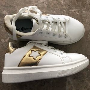 Kids Sneakers - size 2 - white & gold. Great condition, inly worn one time.